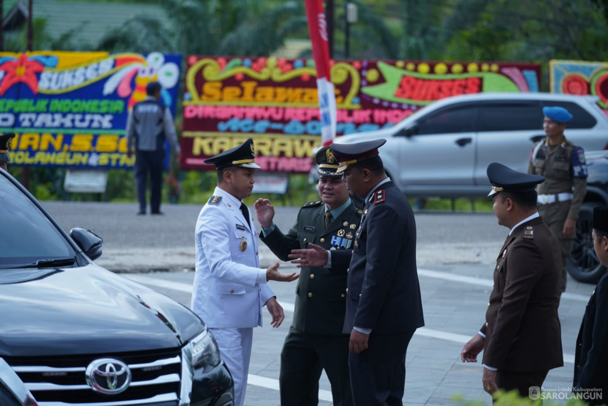 17 Agustus 2025&nbsp; Upacara Penurunan Bendera Merah Putih Bertempat di lapangan Gunung Kembang