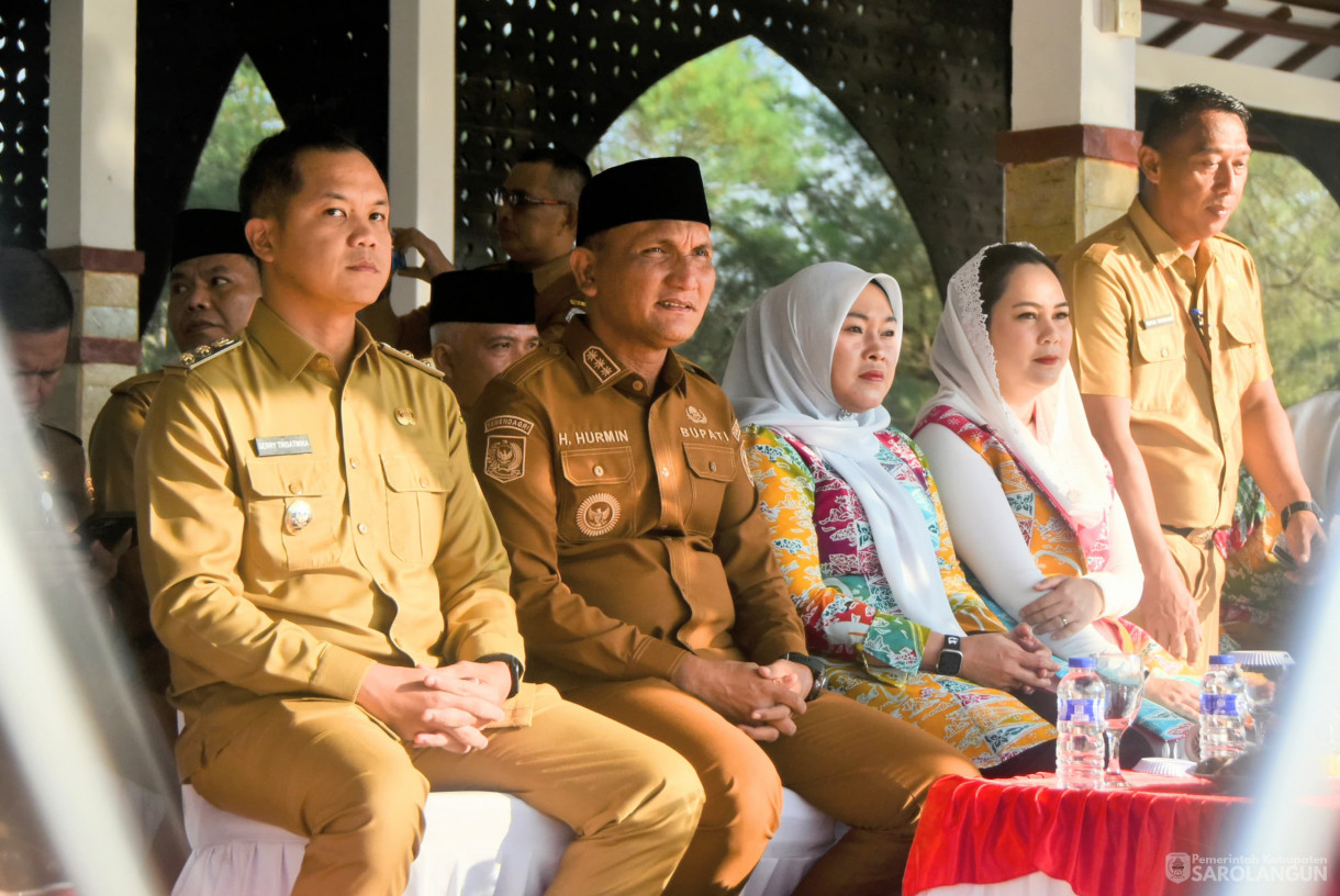 21 Juli 2025 -&nbsp;Penyerahan SK PPPK Tahap I Tahun 2024