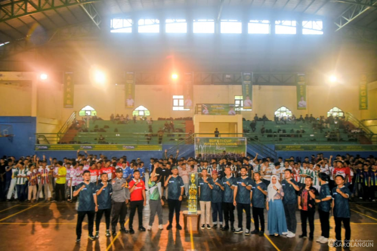 16 Oktober 2025&nbsp; Pembukaan Tournament Futsal Piala Bupati Cup Tahun 2025 di Tennis Indoor GOR Sarolangun