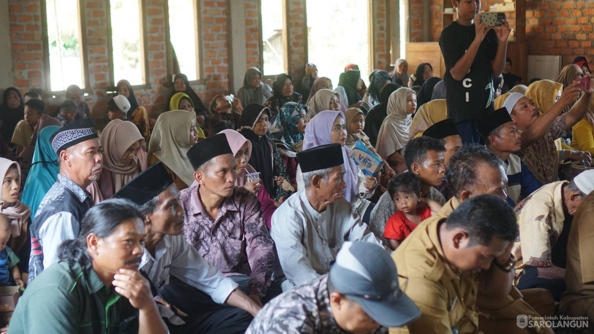 6 Mei 2026 Wakil Bupati Sarolangun menghadiri Syukuran dan Silaturahmi Bersama Drs. H. Cek Endra Di Dusun Sialang Batuah Desa Guruh Baru Kec. Mandiangin Timur