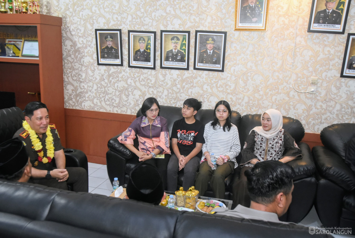29 Juli 2025 - Penyambutan Kejari Sarolangun di Kantor Kejaksaan Negeri Sarolangun