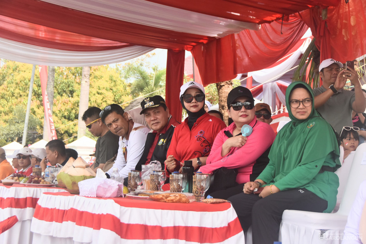 18 Agustus 2024 -&nbsp;Pawai Karnaval Memperingati HUT RI Ke 79, Bertempat di Depan Rumah Dinas Bupati Sarolangun