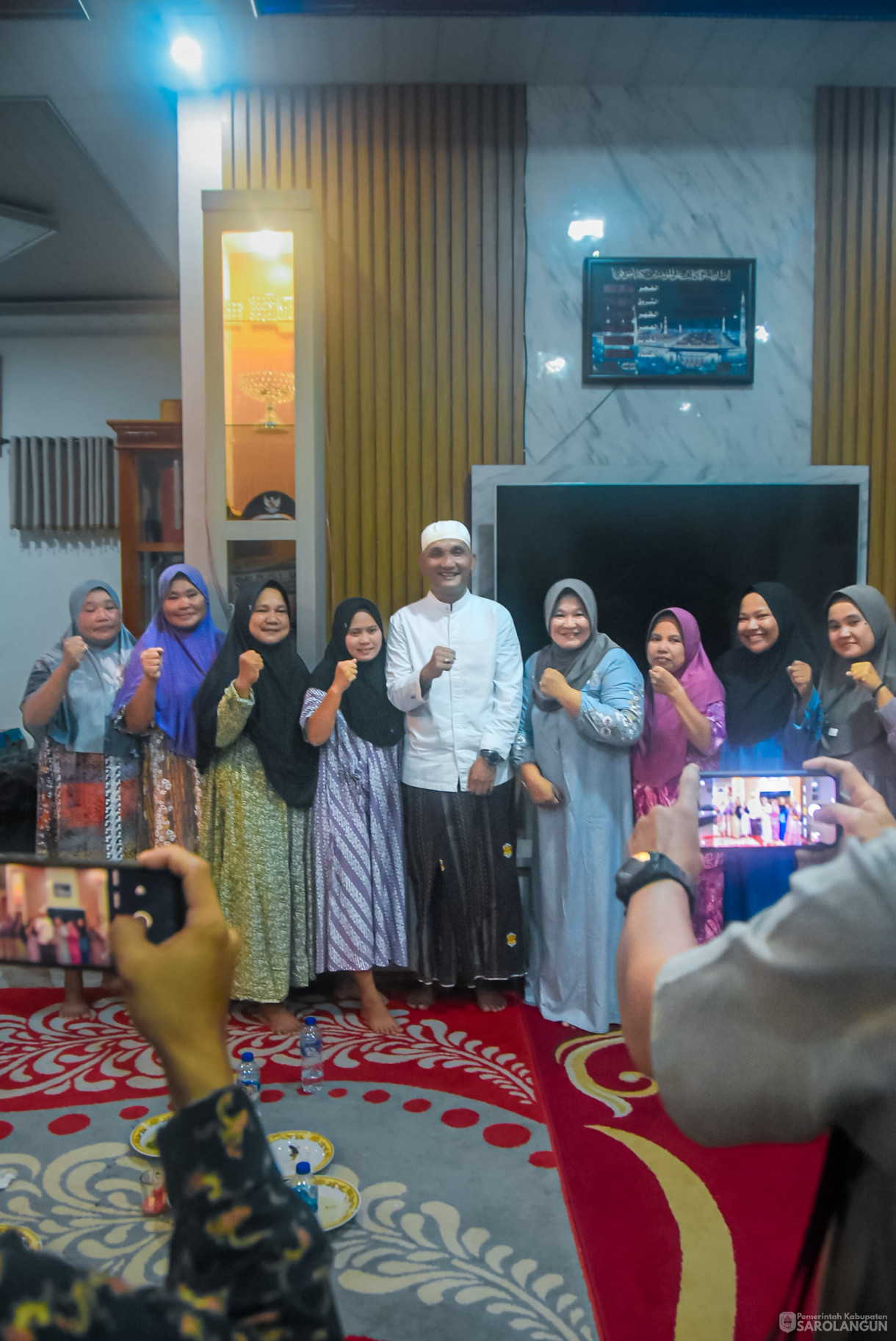 25 Maret 2025 -&nbsp;Buka Bersama Di Kediaman Anggota DPRD Dapil IV Bapak H. Tabroni, Dilanjutkan Safari Ramadhan di Masjid Al Muhajirin Desa Pekan Gedang Kecamatan Batang Asai