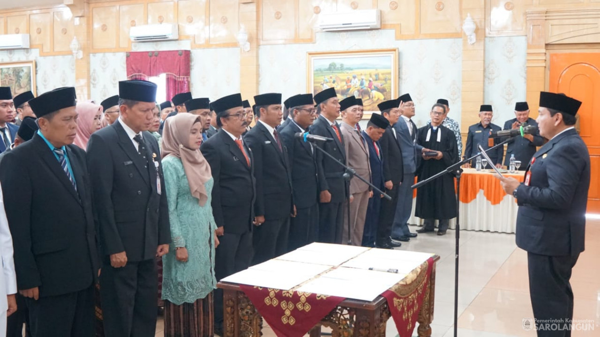 27 Juni 2024 -&nbsp;Pelantikan dan Pengambilan Sumpah Janji Jabatan Pejabat Pimpinan Tinggi Pratama, Administrator dan Pengawas di Lingkungan Pemerintah Kabupaten Sarolangun