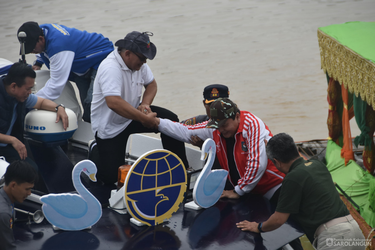 6 Juli 2024 -&nbsp;Parade Kapal Hias, Bertempat di Dermaga Ditpolairud Polda Jambi