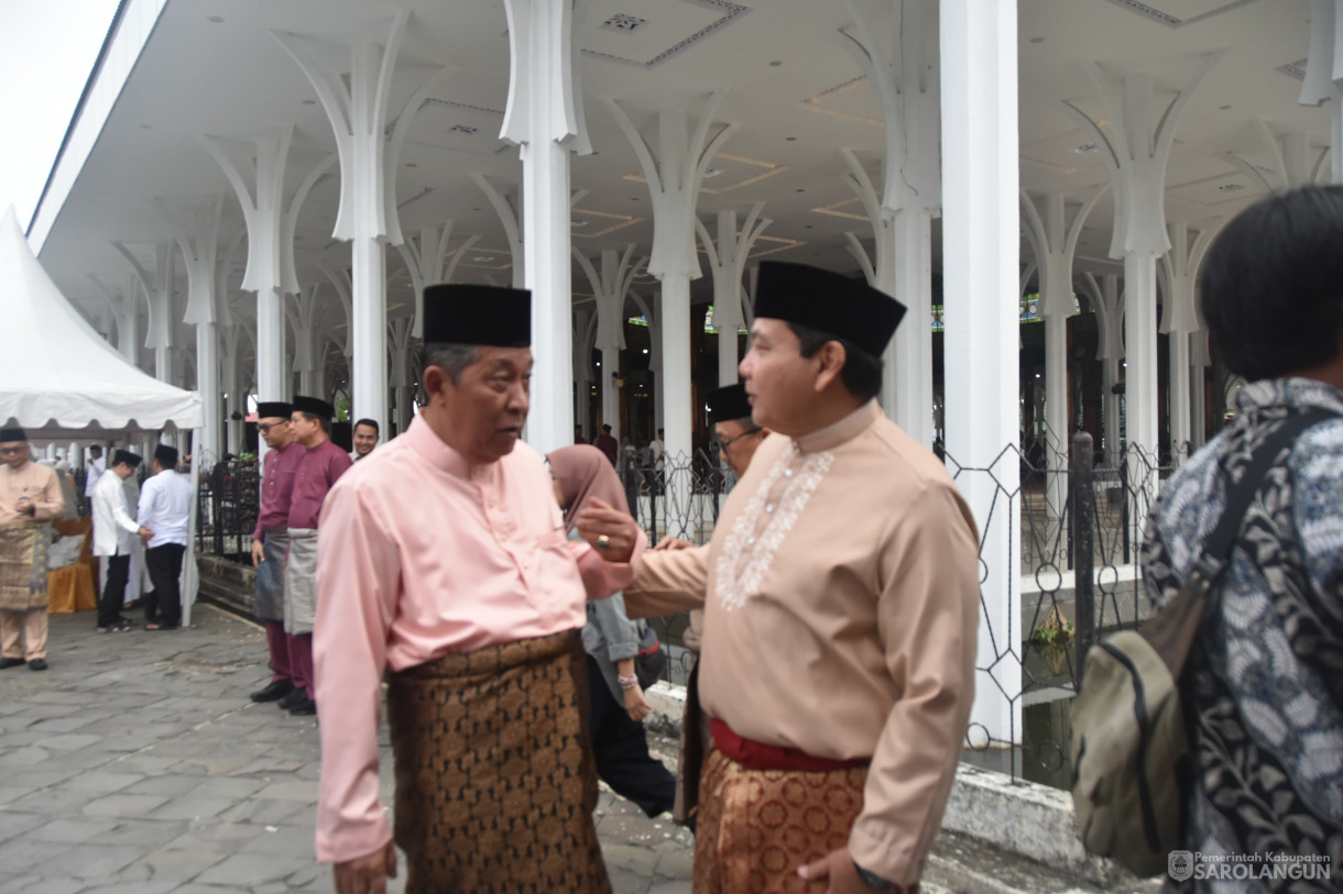 19 April 2024 - Menghadiri Akad Nikah Anak Bapak Gubernur Jambi Di Masjid Seribu Tiang Al Falah