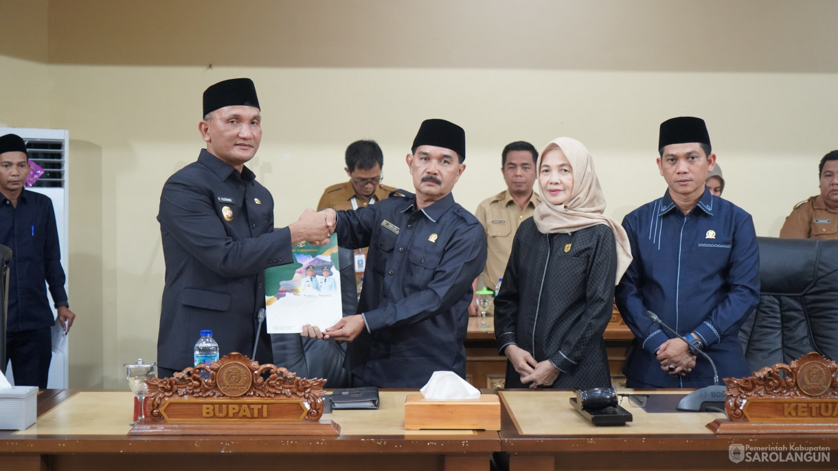 29 Juli 2025 - Rapat Paripurna Tingkat 1 Tahap 3 Tentang Rancangan Perubahan KUA dan Perubahan PPAS ABPD Kabupaten Sarolangun TA 2025