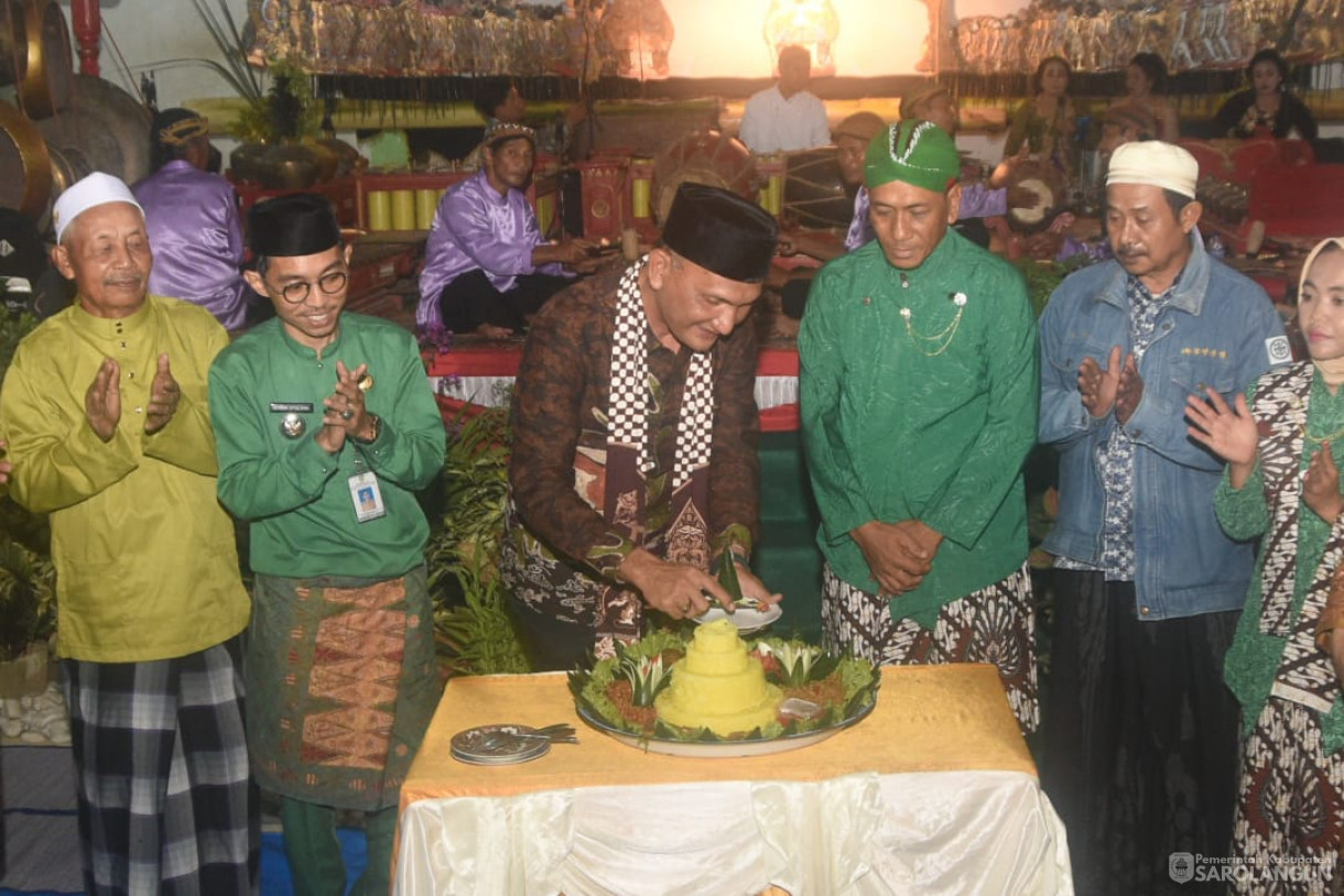 Peringatan Hari Jadi Desa Guruh Baru ke 39 Kecamatan Mandiangin Timur