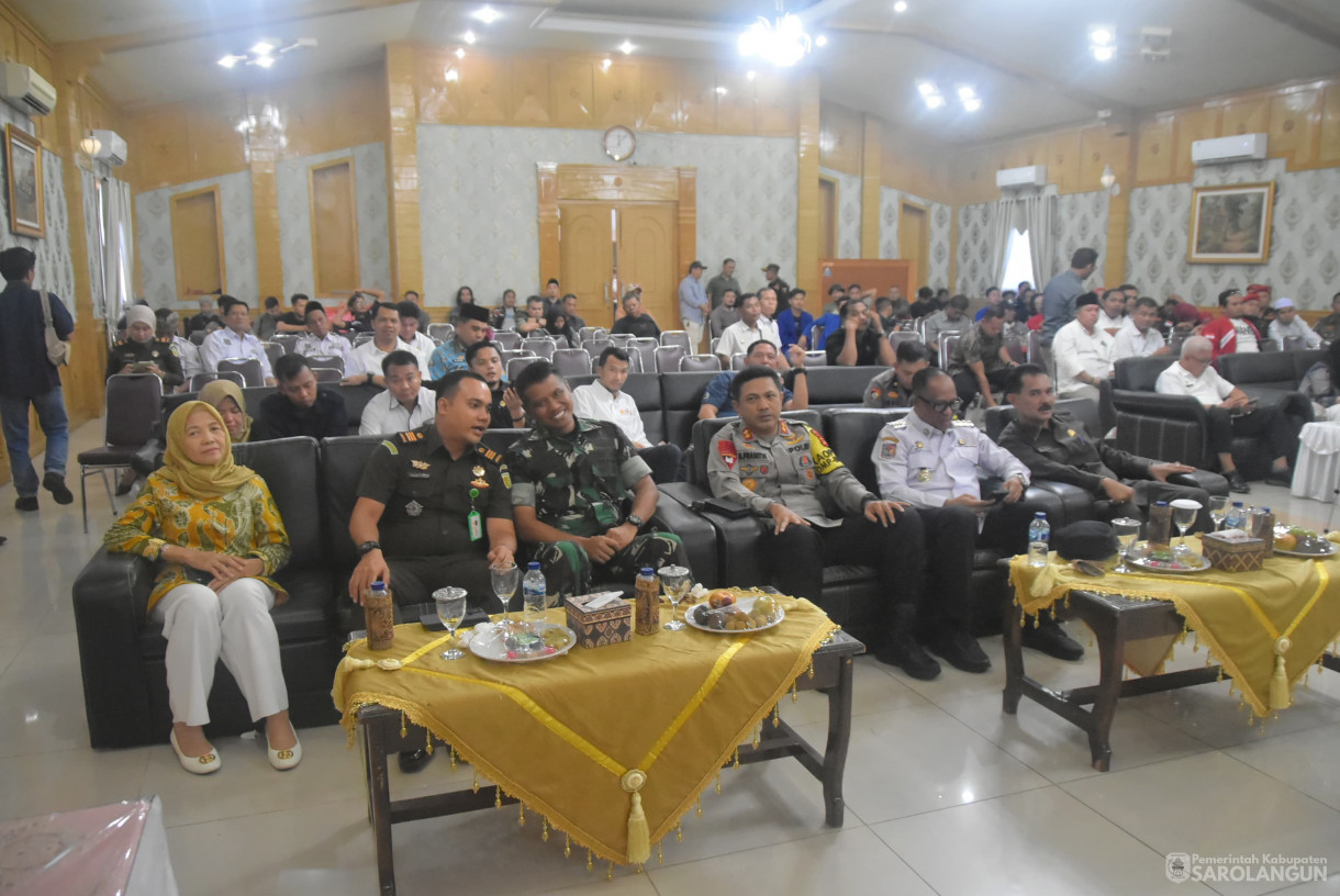 13 November 2024 - Dialog Publik Pilkada Damai Kabupaten Sarolangun, Bertempat di Ruang Aula Utama Kantor Bupati Sarolangun&nbsp;