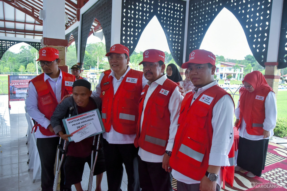 19 November 2023 - Penjabat Bupati Sarolangun Menghadiri Apel Dirgahayu Palang Merah Indonesia di Lapangan Gunung Kembang Sarolangun