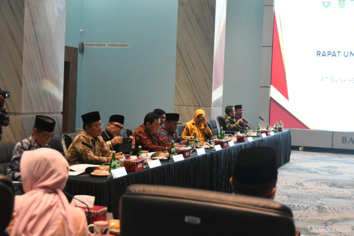 21 September 2023 - Penjabat Bupati Sarolangun Menghadiri Rapat Umum Pemegang Saham Bank Pembangunan Daerah Jambi di Mahligai Bank Pembangunan Daerah Jambi