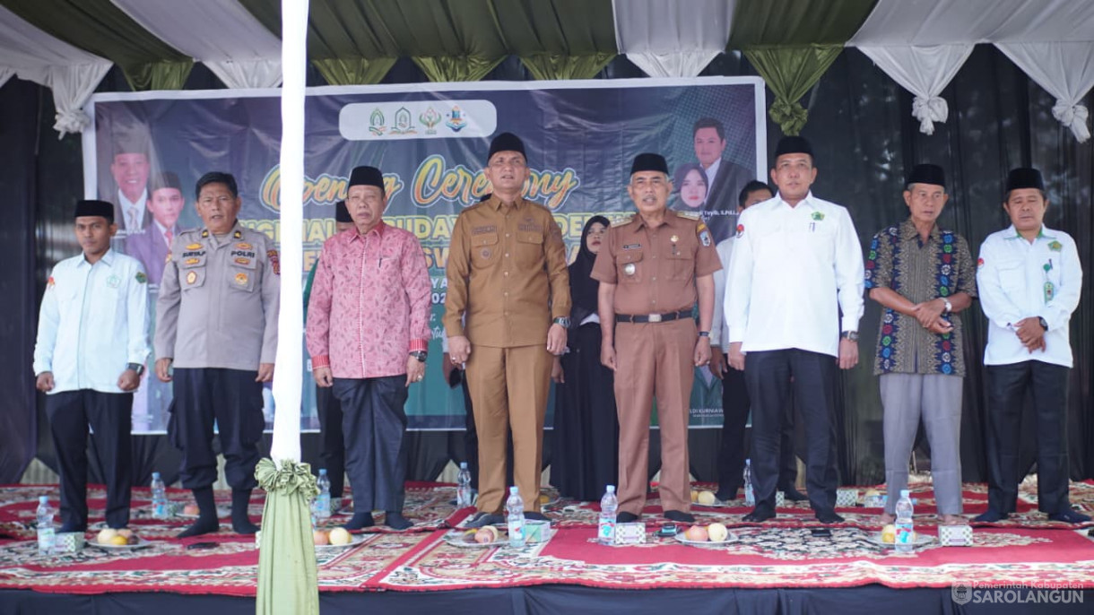 1 September 2025&nbsp; Bupati Sarolangun&nbsp; Membuka acara Pengenalan Budaya Akademik Dan Kemahasiswaan&nbsp; Institut Agama Islam Abuya Salek Sarolangun Tahun 2025 Bertempat di Kampus Institut Agama Islam Abuya Salek, Kecamatan Pelawan