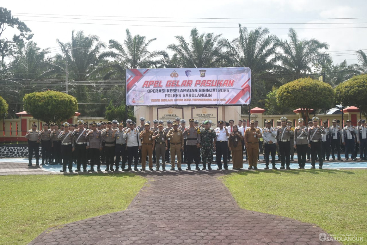 10 Februari 2025 - Apel Gelar Pasukan Operasi Keselamatan Siginjai 2025 Bertempat di Polres Sarolangun 