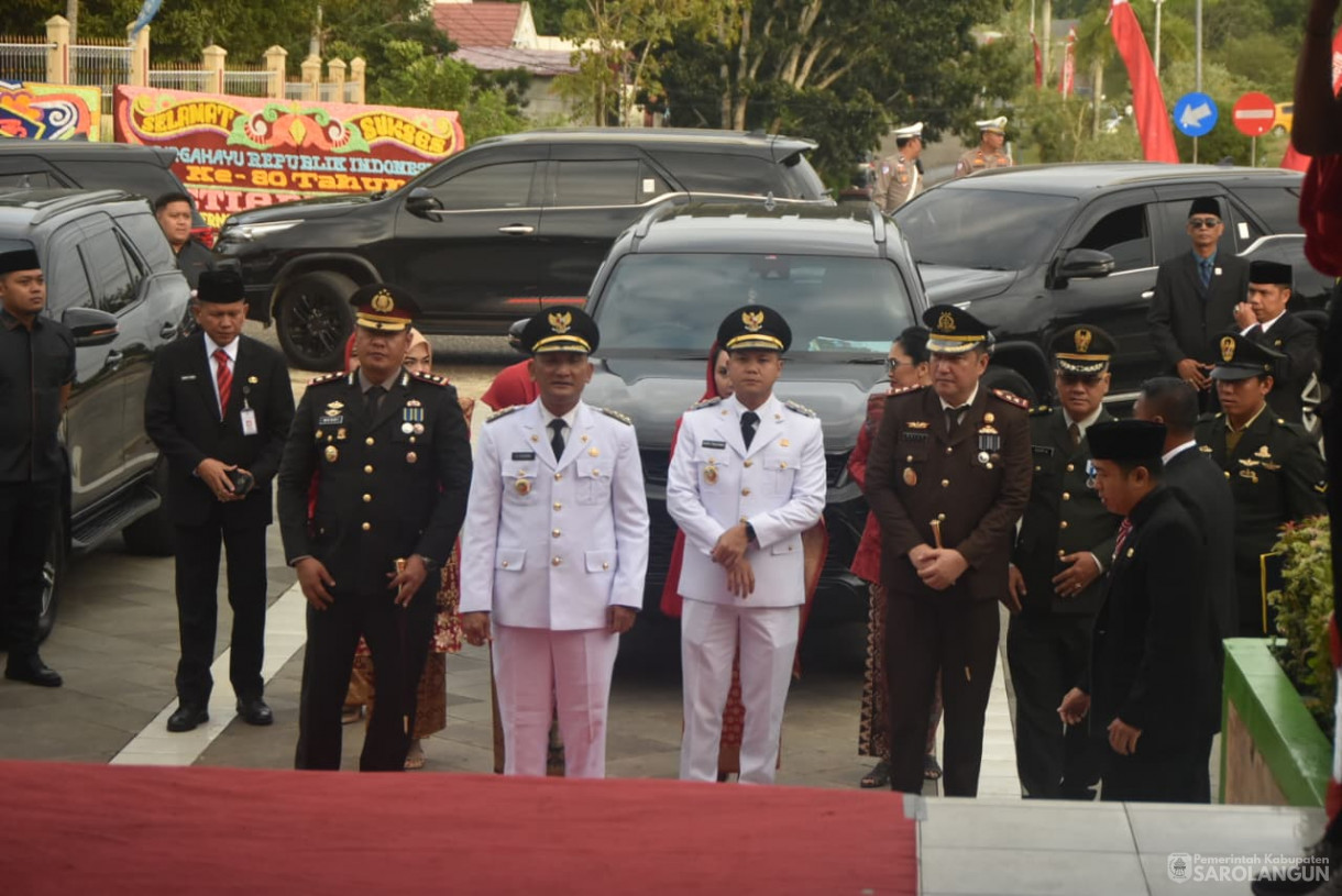 17 Agustus 2025&nbsp; Upacara Peringatan HUT RI ke 80 di Lapangan Gunung Kembang