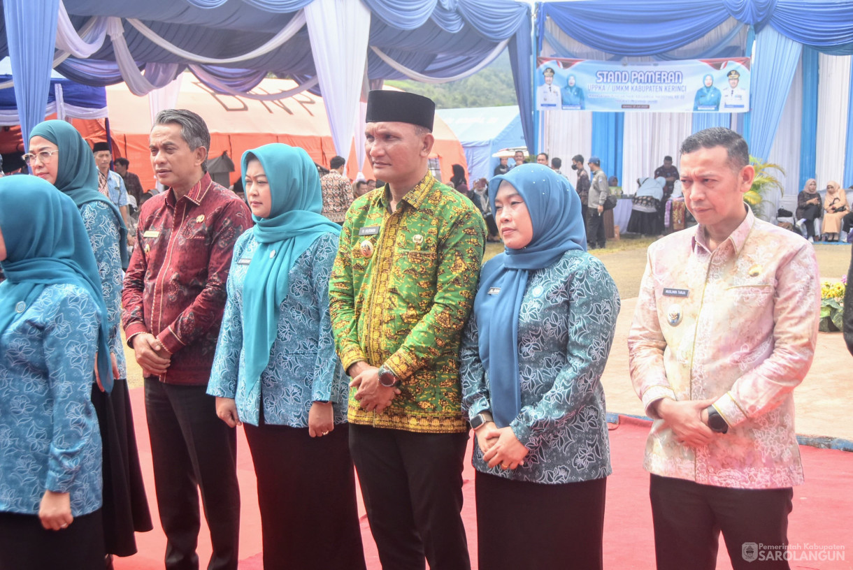 31 Juli 2025 - Peringatan Puncak Hari Keluarga Nasional Ke 32 Tingkat Provinsi Jambi Sekaligus Pengukuhan AyahBunda Genre Provinsi dan Kabupaten Kota di Halaman Kantor Bupati Kerinci