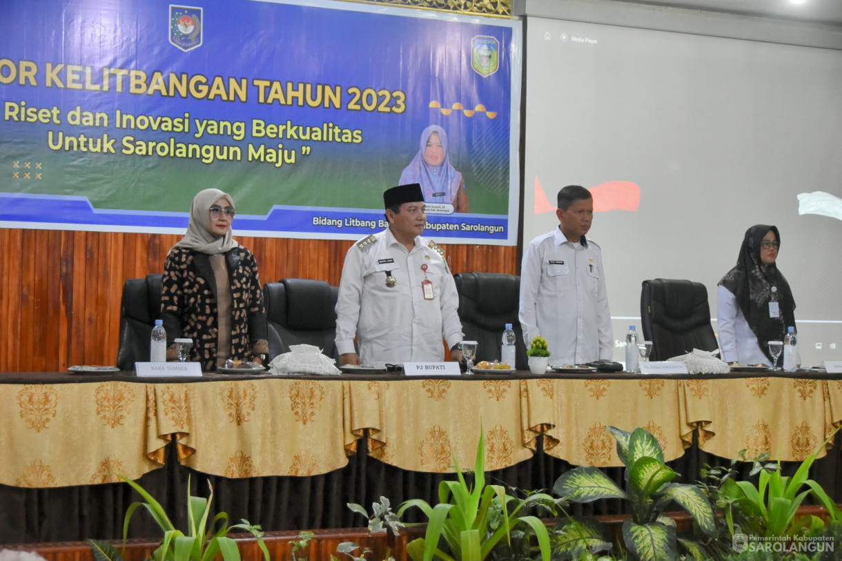 6 Desember 2023 - Rakor Kelitbangan Tahun 2023 Riset Dan Inovasi Yang Berkualitas Untuk Sarolangun Maju Di Ruang Aula Bappeda Sarolangun