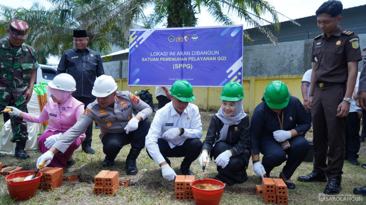 6 Agustus 2025 - Kegiatan Ground Breaking dan Launching Satuan Pelayanan Pemenuhan Gizi Polres Sarolangun SPPG Polres Sarolangun di Bertempat Kantor Camat Singkut