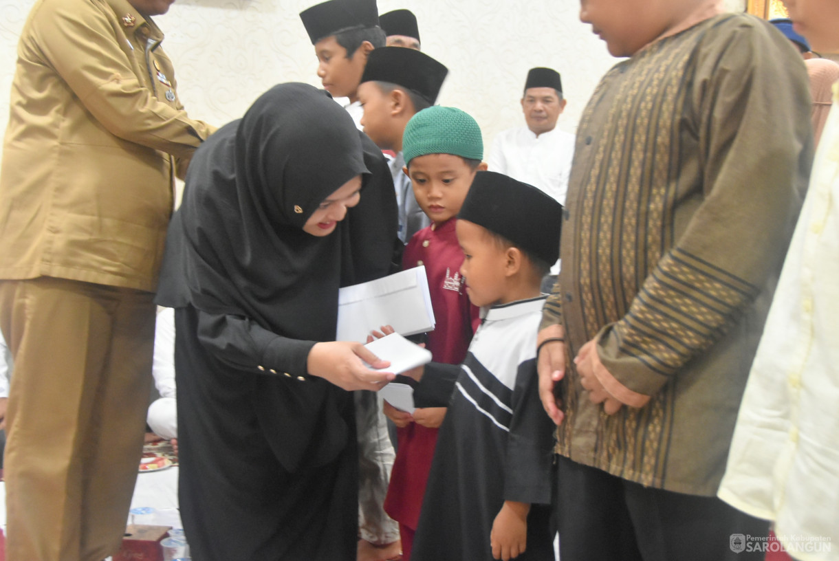 24 September 2024 - Yasinan dan Doa Bersama, Bertempat di Rumah Dinas Bupati Sarolangun