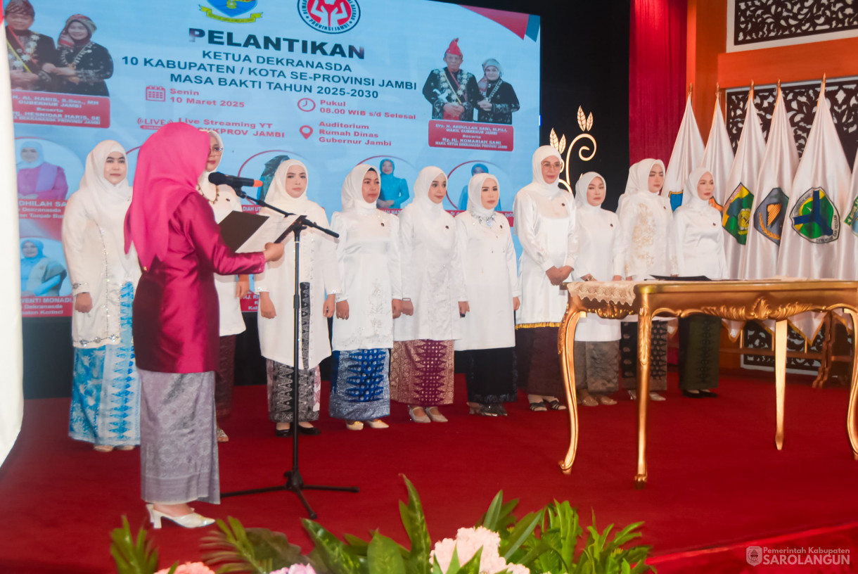 10 Maret 2025 - Pelantikan Ketua TP PKK, Bunda PAUD, Ketua Dekranasda Se Provinsi Jambi Bertempat di Auditorium Rumah Dinas Gubernur Jambi