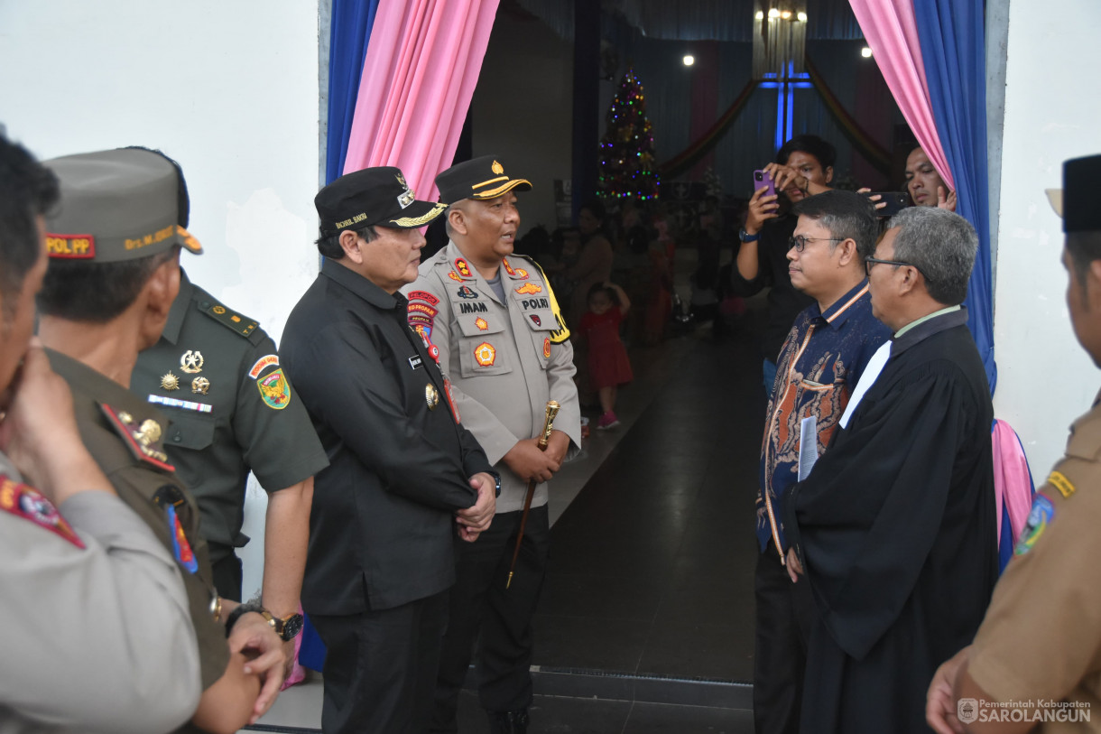 12 Desember 2023 - Meninjau Gereja HKBP Dalam Rangka Persiapan Nataru Di Kelurahan Aurgading Sarolangun