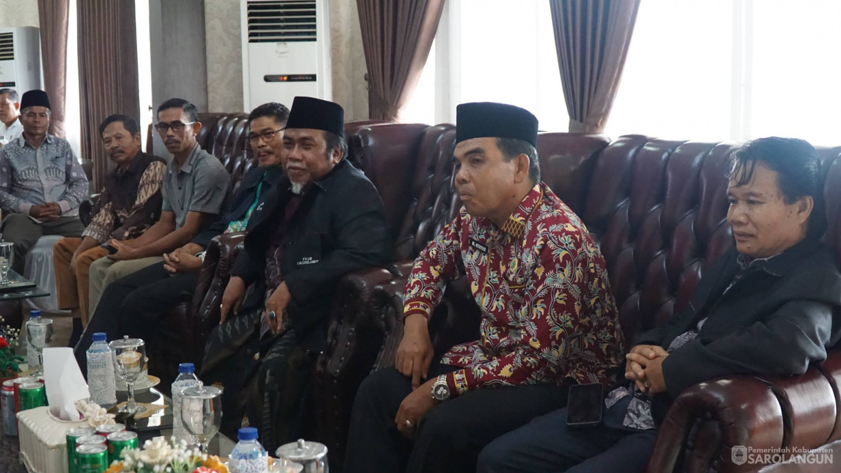 6 Mei 2026 Audiensi dengan Forum Kerukunan Umat Beragama Kabupaten Sarolangun dengan Bupati Sarolangun di Rumah Dinas Bupati Sarolangun