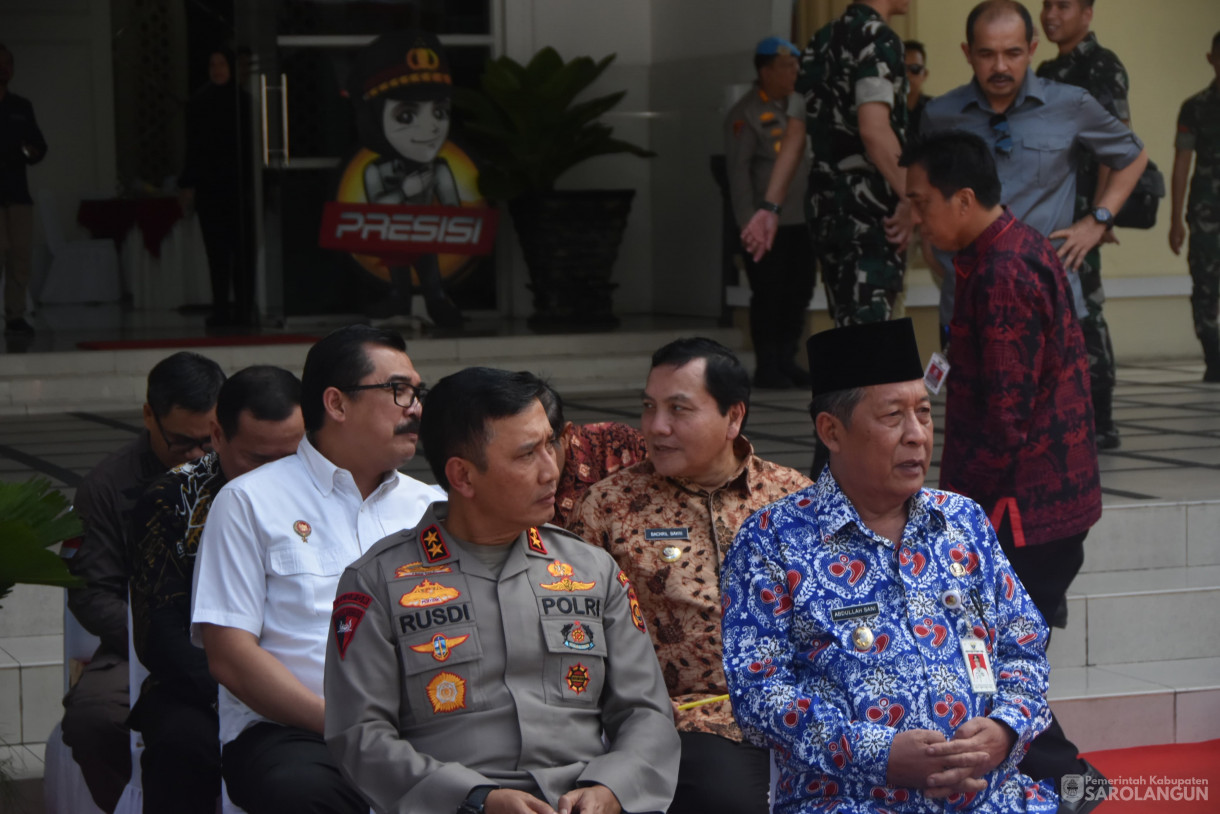 25 Juli 2024 - Prosesi Lepas Bai at dan Ikrar Setia NKRI Orang atau Kelompok Orang Yang Terafiliasi Negara Islam Indonesia, Bertempat di Lapangan Polda Jambi