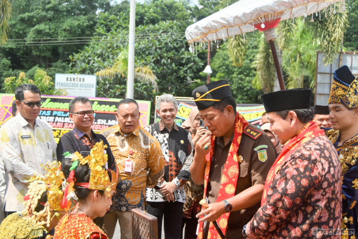 13 Juni 2024 - Penyambutan Kepala Kejaksaan Negeri Sarolangun Di Kantor Kejaksaan Negeri Sarolangun