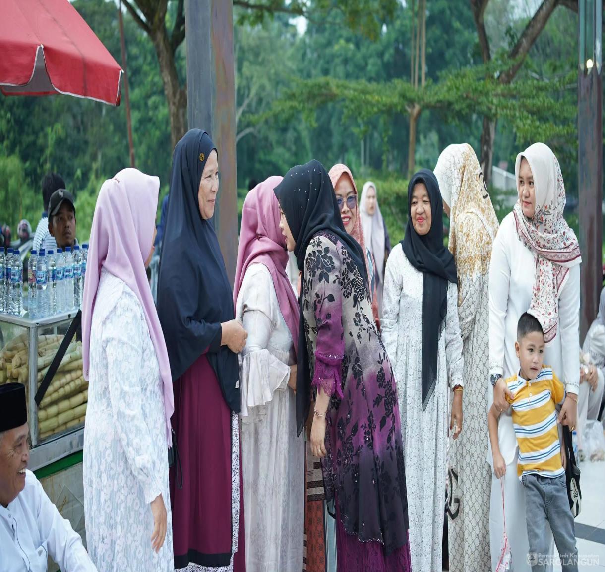 29 Juni 2026 Bupati Sarolangun Menyambut Kedatangan Jamaah Haji Sarolangun di Masjid Assulthon Sarolangun