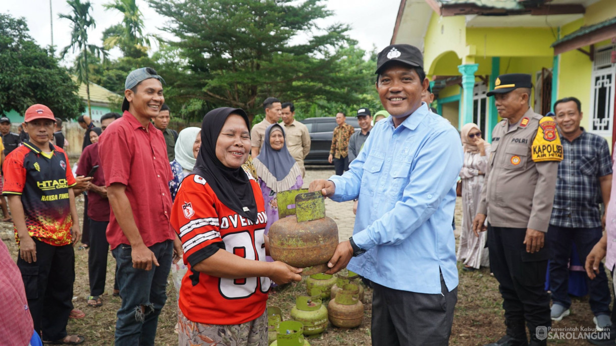 Monitoring Dalam Rangka Operasi Pasar Gas Elpiji 3 kg sejumlah 560 tabung untuk masyarakat kec Air Hitam