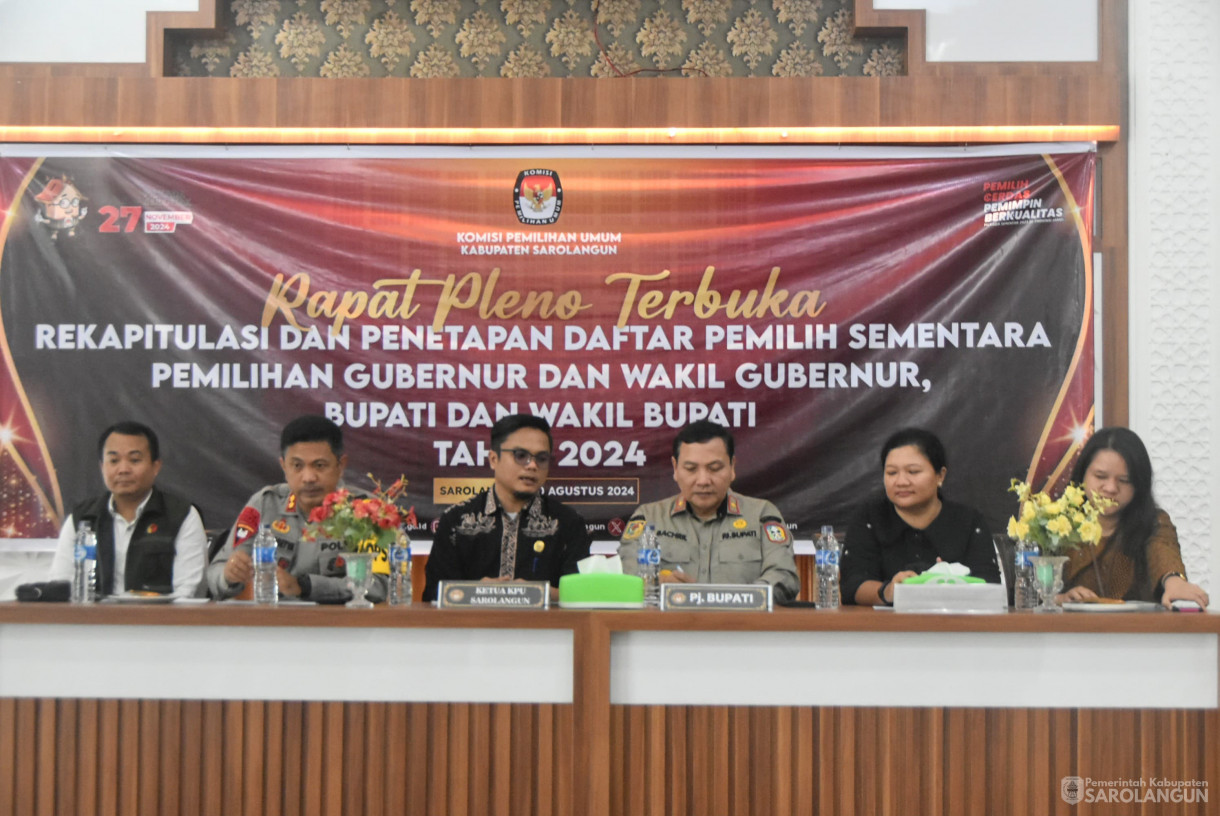 10 Agustus 2024 -&nbsp;Rapat Pleno Daftar Pemilih Sementara Pemilihan Gubernur dan Wakil Gubernur, Bupati dan Wakil Bupati, Bertempat Aula Hotel Golden Sarolangun