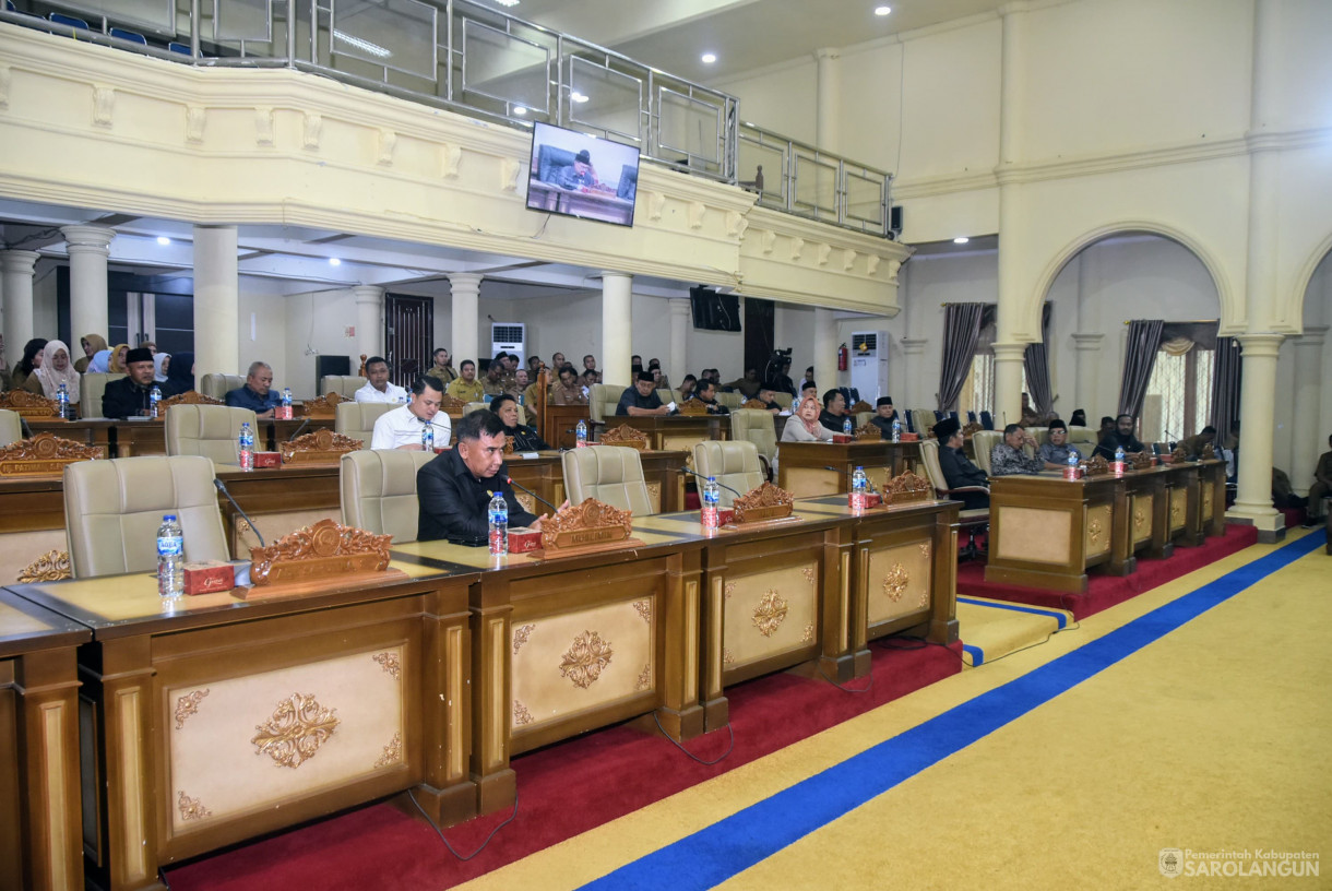16 Juni 2025 -&nbsp;Rapat Paripurna Tingkat I Tahap II Penyampaian Pandangan Umum Fraksi Fraksi DPRD Terhadap Ranperda Pertanggungjawaban Pelaksanaan APBD Kabupaten Sarolangun