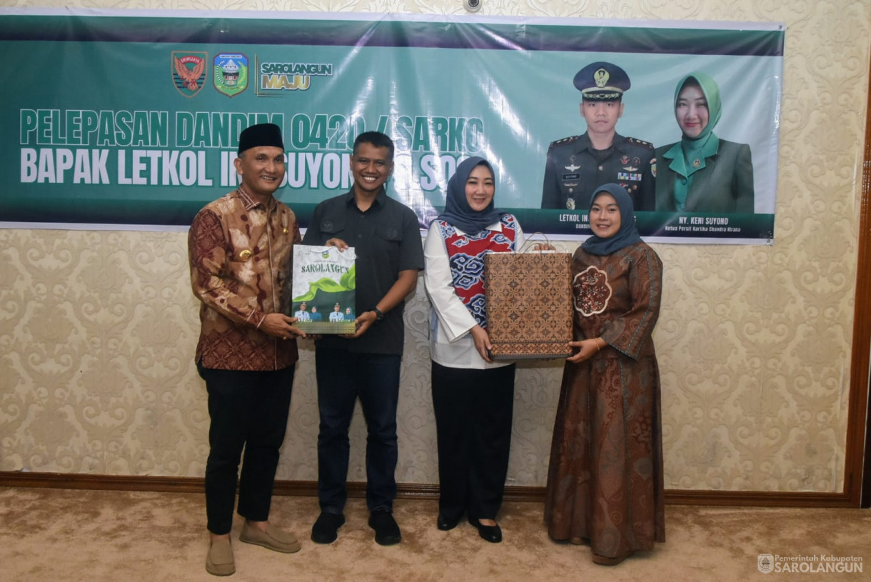 28 Agustus 2025 pelepasan Dandim 0420 Sarko Letkol Inf Suyono S.Sos di Rumah Dinas Bupati Sarolangun