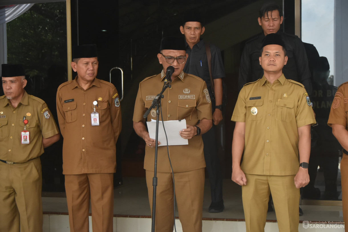 28 Juli 2025 - Launching Penyaluran Cadangan Beras Pemerintah Untuk Bantuan Pangan di Halaman Kantor Bupati Sarolangun