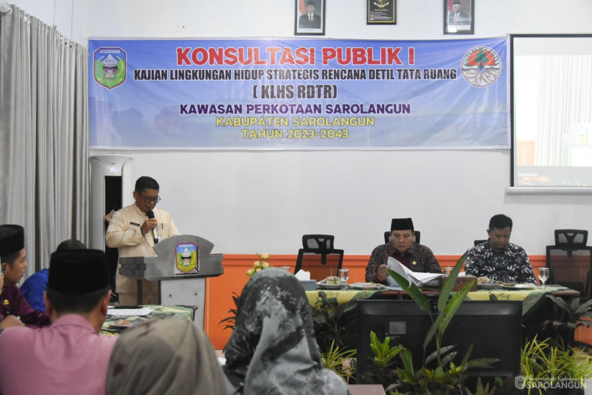 10 Oktober 2023 - Penjabat Bupati Sarolangun Menghadiri Konsultasi Publik Kajian Lingkungan Hidup Strategis Rencana Detil Tata Ruang Kawasan Sarolangun Di Aula Dinas Lingkungan Hidup