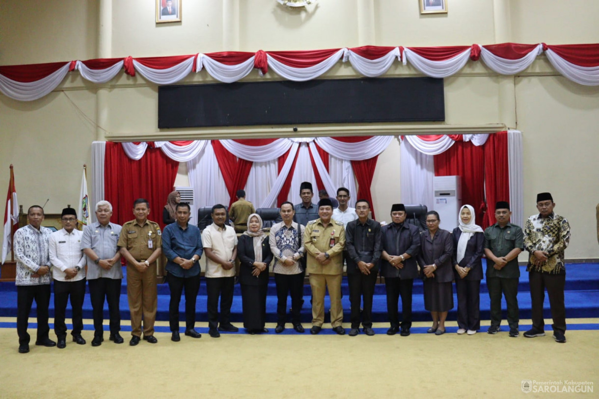 26 Agustus 2024 -&nbsp;Rapat Paripurna Tingkat II Penandatanganan Kesepakatan Bersama tentang Ranperda APBDP Kab. Sarolangun TA.2024 dan Ranperda RPJPD Tahun 2025 sd 2045