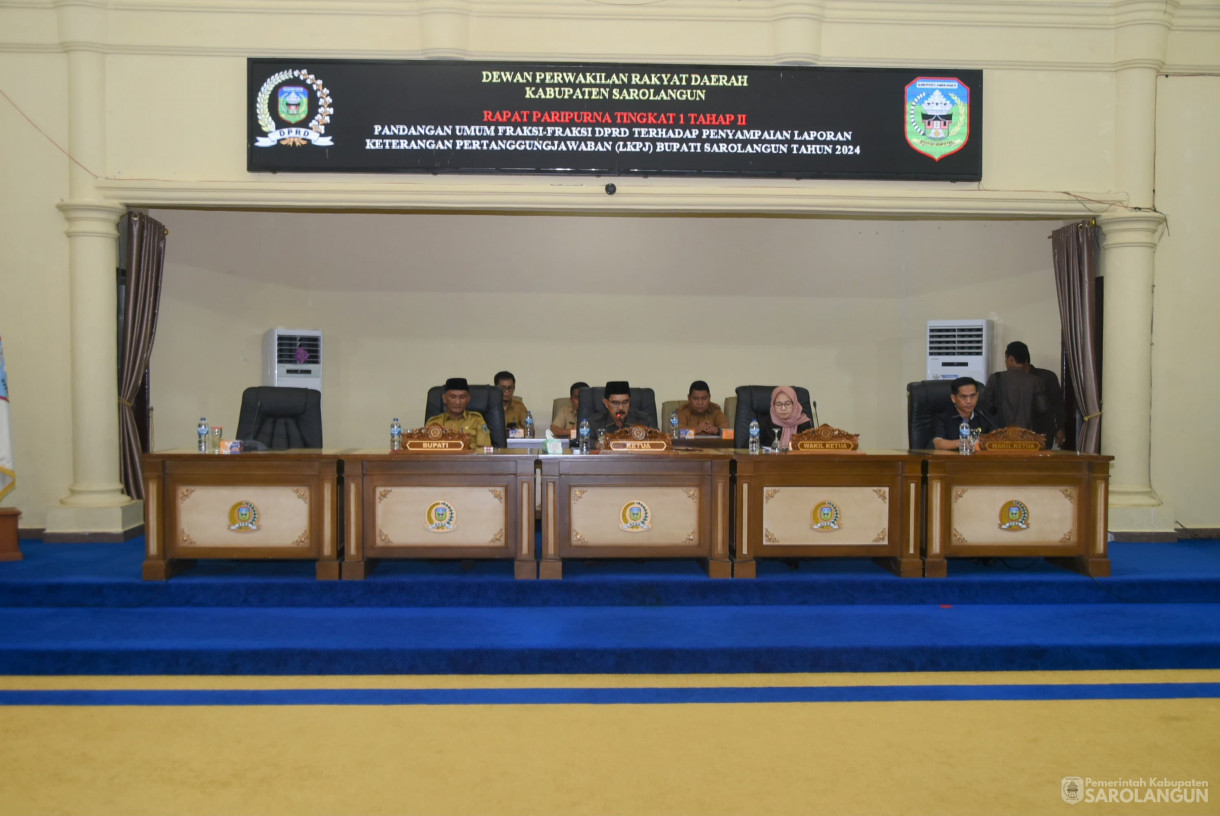 28 April 2025 - Rapat Paripurna Tingkat I Tahap II Pandangan Umum Fraksi DPRD Terhadap Penyampaian Laporan Keterangan Pertanggungjawaban Bupati Sarolangun Tahun 2024