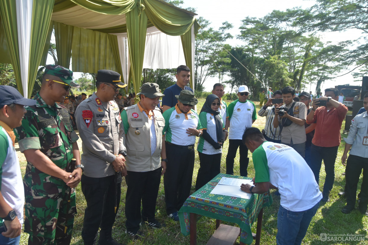 12 Juni 2024 -  Hari Lingkungan Hidup Sedunia Dengan Tema Penyelesaian Krisis Iklim Dengan Inovasi Dan Prinsip Keadilan Di Desa Monti Kecamatan Limun Dan Penebaran Beni