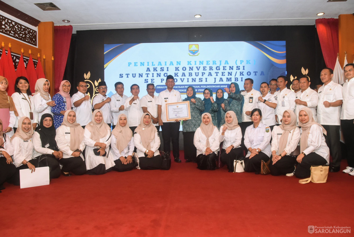 2 Juli 2025 -&nbsp;Pemkab Sarolangun Raih Juara I Penilaian Kinerja Aksi Konvergensi Stunting Kabupaten Kota se Provinsi Jambi