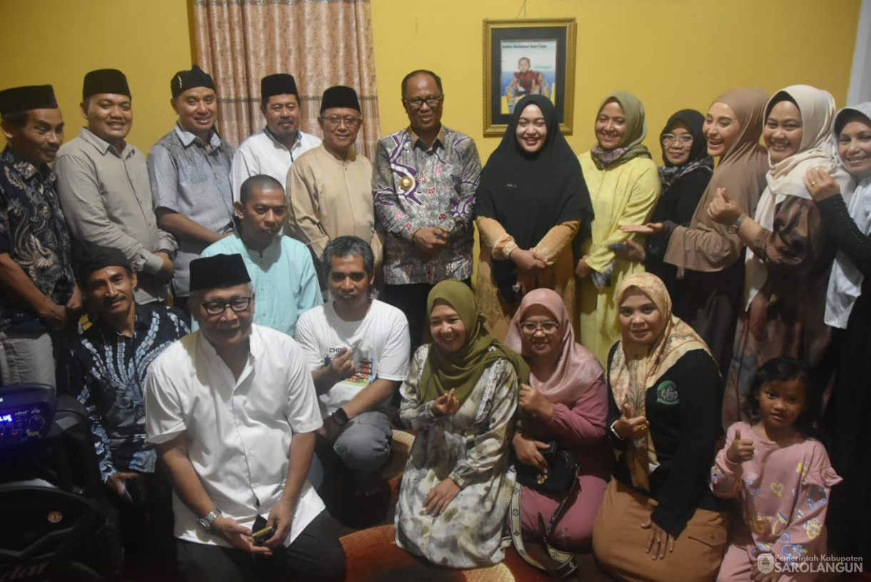 28 November 2024 - Yasinan Dan Pertemuan Rutin Persatuan Pasundan Jambi, Bertempat di Jl. Belakang MAN Sarolangun Kelurahan Aurgading