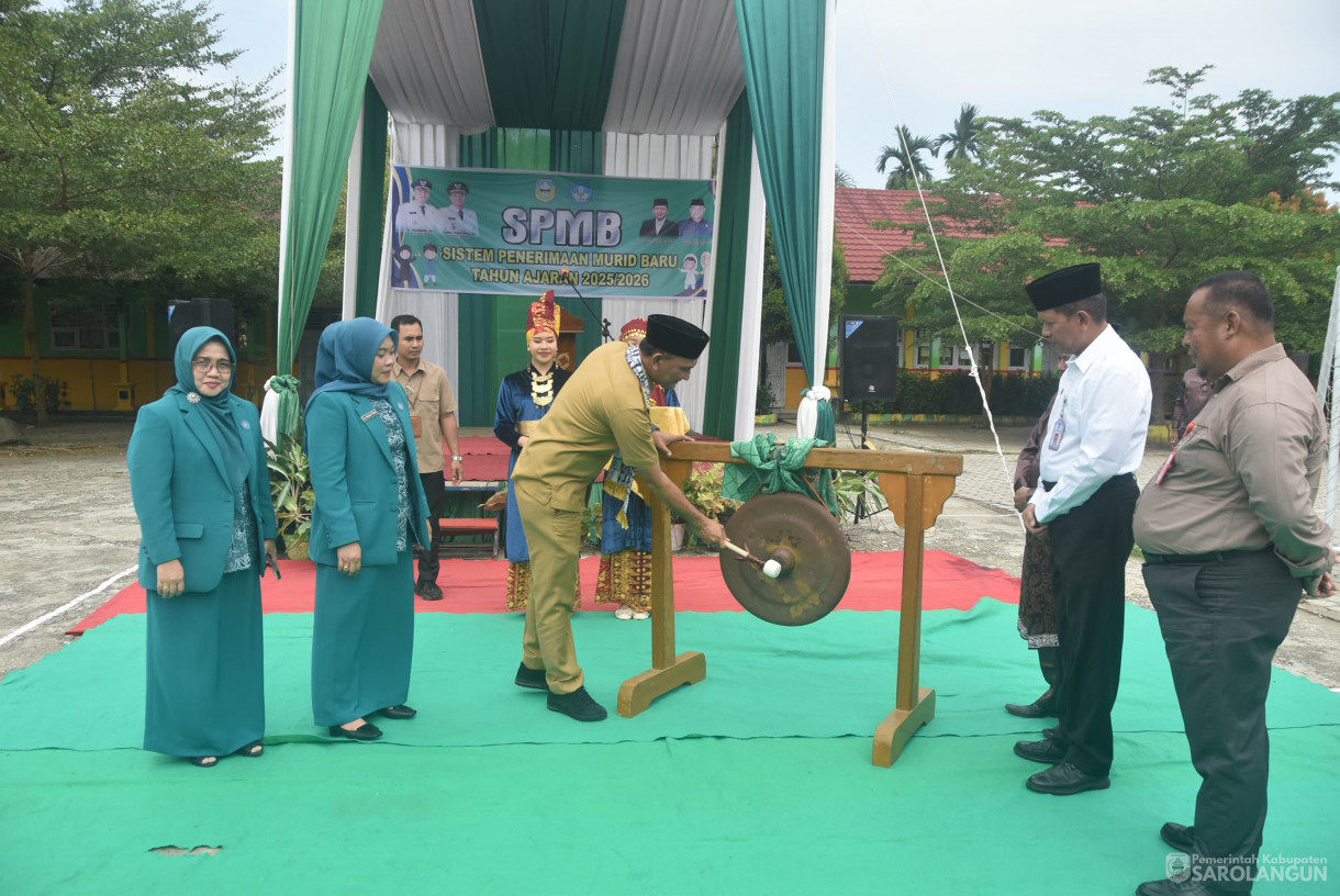 1 Juli 2025 - Sistem Penerima Murid Baru