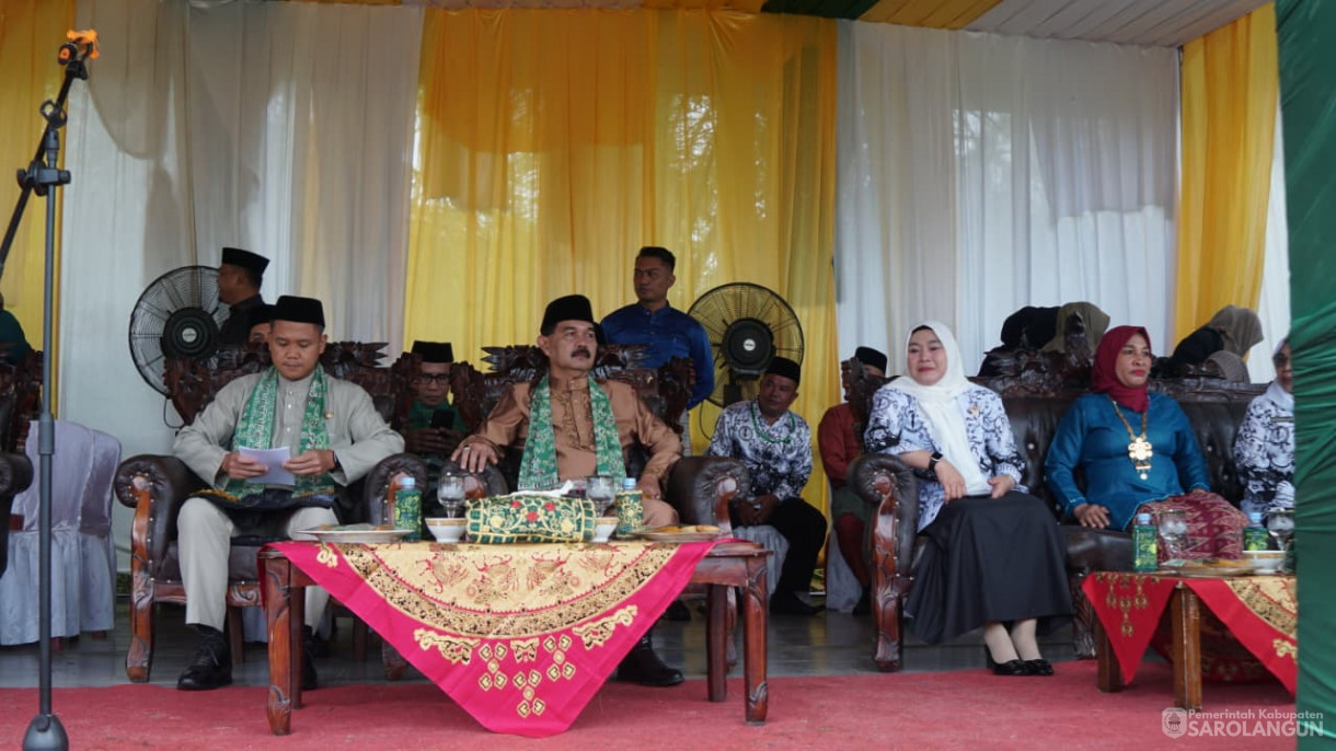 vUpacara Peringatan HGN dan HUT Ke 80 PGRI Tahun 2025&nbsp;