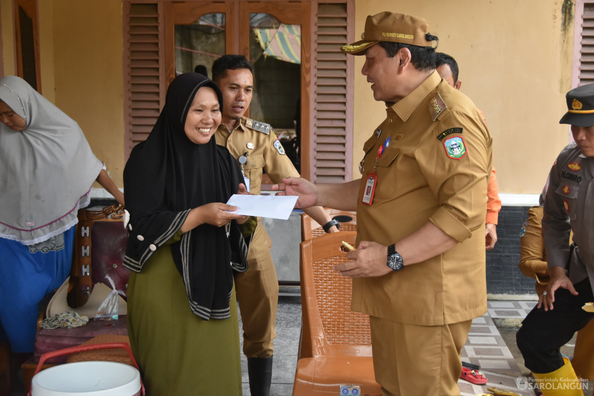 16 Januari 2024 - Meninjau Lokasi Terdampak Banjir, Pos Banjir, Dan Dapur Umum Di Kecamatan Pauh