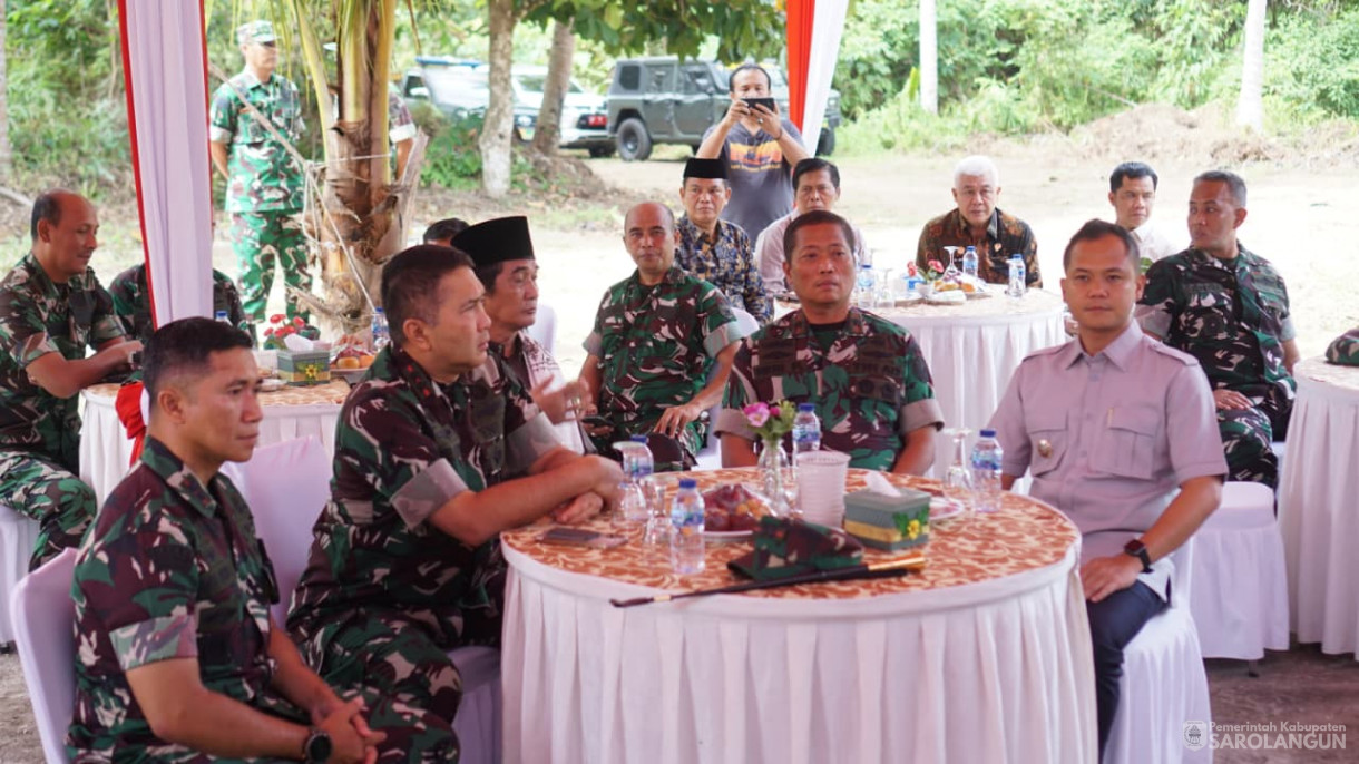 Peninjauan Pangdam Tuangku Imam Bonjol Di Batalyon Infrantri TP 896 Serumpun Pseko