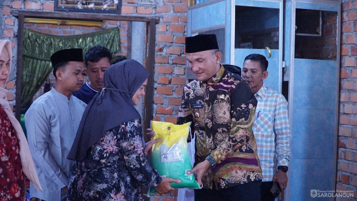 22 Januari 2026 Penyerahan Santunan kepada Keluarga Korban Tanah Longsor di Dusun Mengkadai, Desa Temenggung, Kecamatan Limun