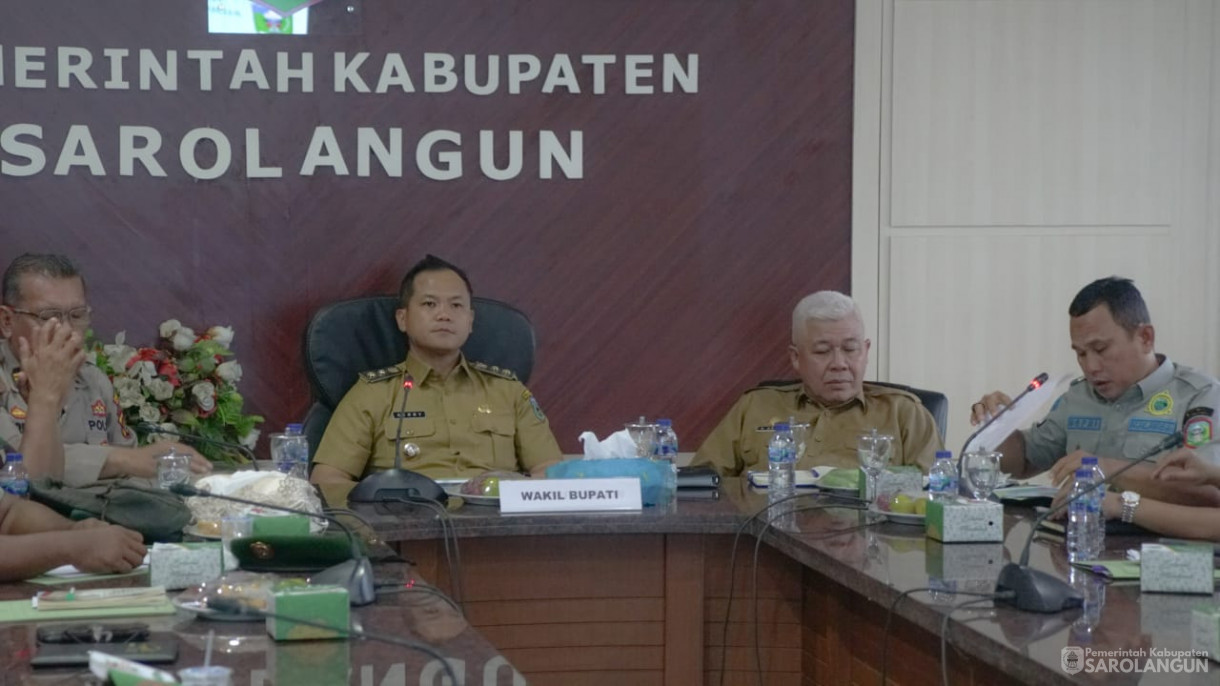 27 Mei 2025 - Wakil Bupati Sarolangun&nbsp; Memimpin Rapat Kordinasi Tim Penangulanan Bencana Karhutla kabupaten Sarolangun Tahun 2025