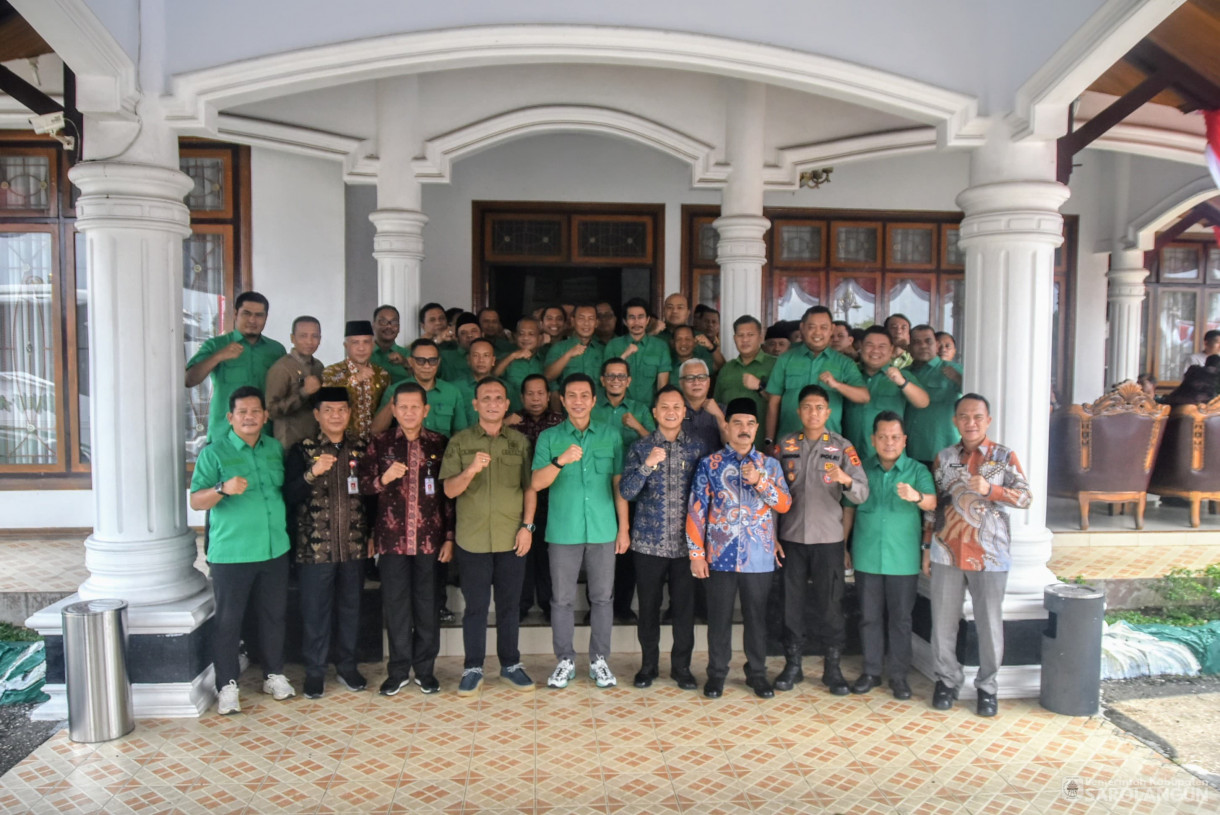 8 Agustu 2025 - Penandatanganan Kerjasama Antara Pemerintah Kabupaten Sarolangun dengan Pemerintah Kabupaten Batanghari di Rumah Dinas Bupati Sarolangun