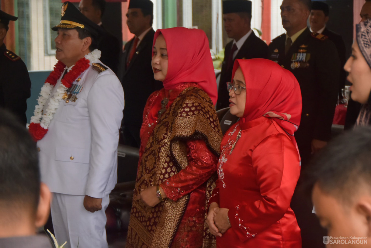 17 Agustus 2024 -&nbsp;Penyerahan Remisi Umum Bagi Narapidana dan Pengurangan Masa Pidana Umum, Bertempat di Lapan Kelas IIB Sarolangun