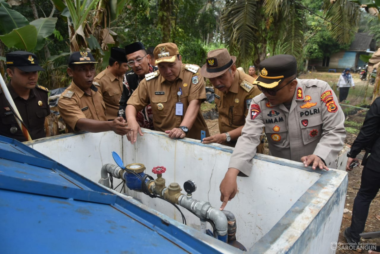 19 September 2023 - Penjabat Bupati Sarolangun Bersama Forokopimda Mengecek Lokasi Sumur Bor Program Spam 2023 Desa Pematang Kulim Kecamatan Pelawan