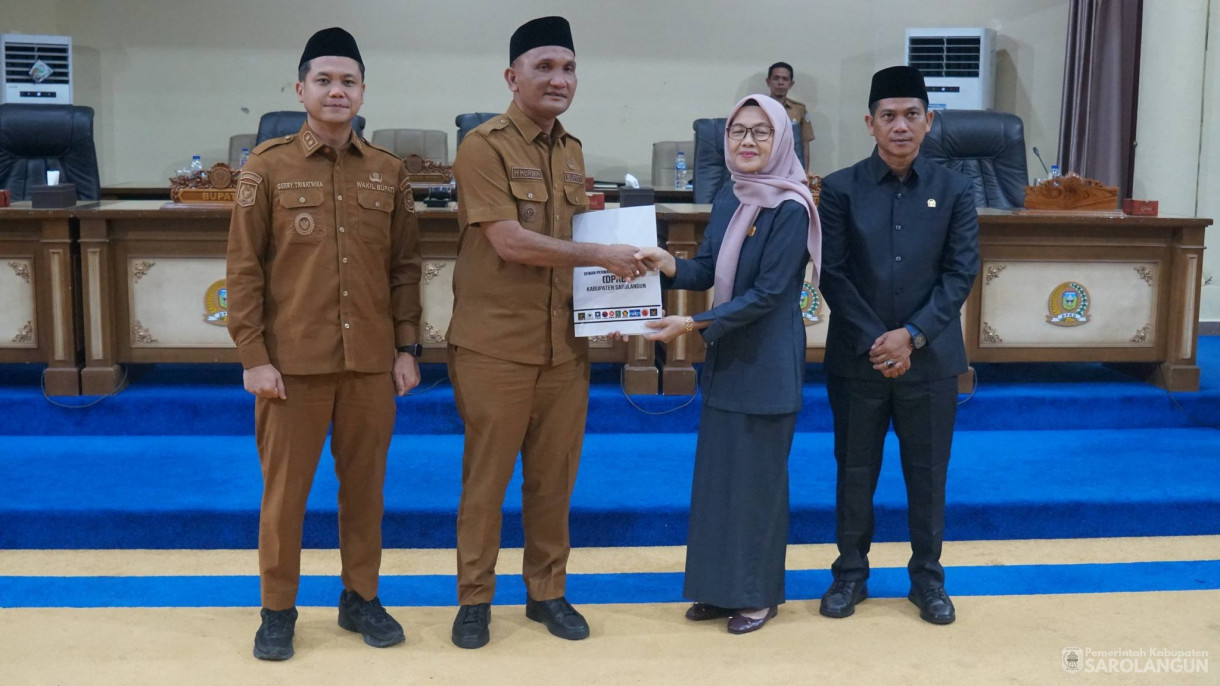 13 April 2026 Rapat Paripurna DPRD Tingkat I Tahap 2 Dalam Rangka Penyampaian Pandangan Umum Fraksi Fraksi DPRD terhadap Laporan Keterangan Pertanggungjawaban Bupati Sarolangun Tahun 2025