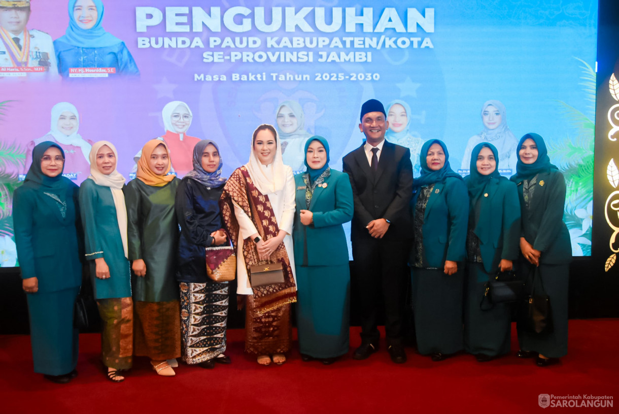 10 Maret 2025 - Pelantikan Ketua TP PKK, Bunda PAUD, Ketua Dekranasda Se Provinsi Jambi Bertempat di Auditorium Rumah Dinas Gubernur Jambi